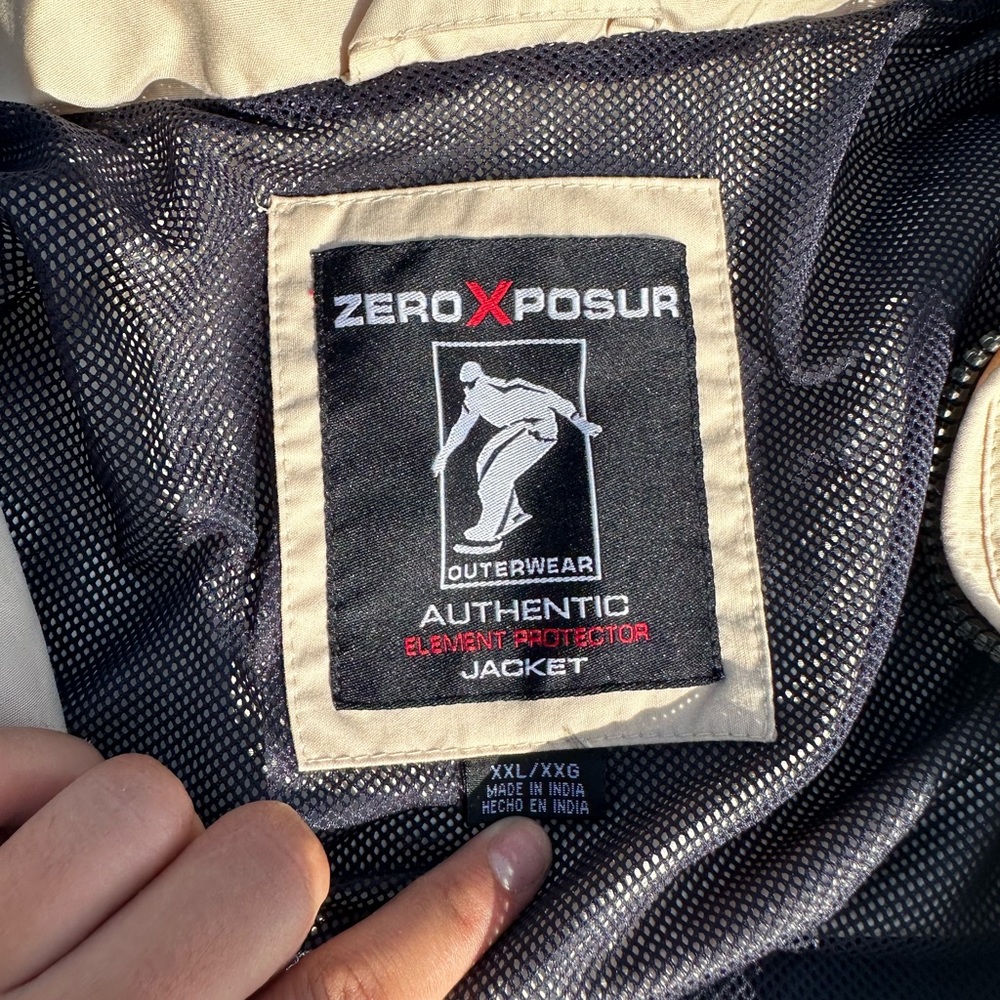 Winter jacket - Picture 3 of 3